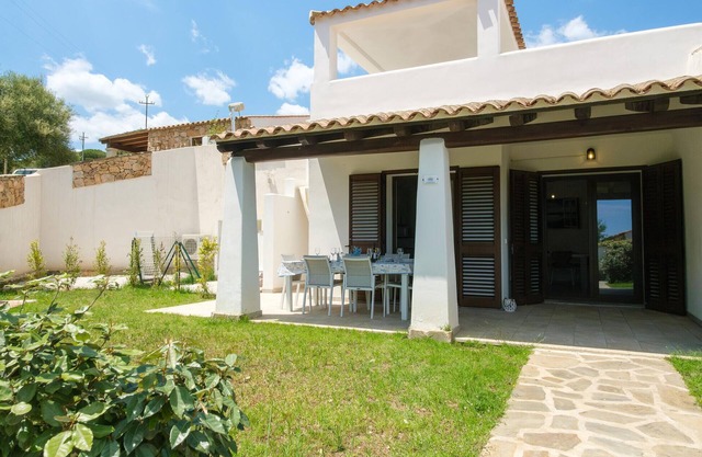 Beach front home in Budoni