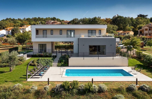 Beach front home in Porec