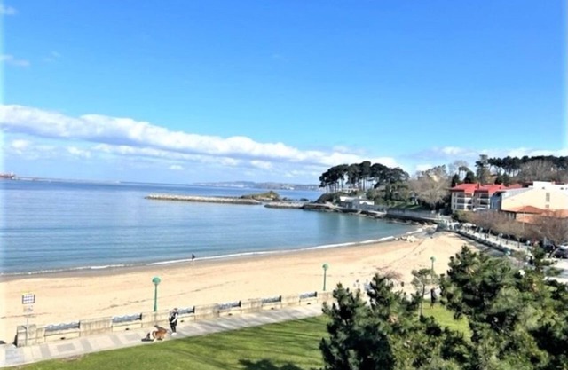 Beach front lodging