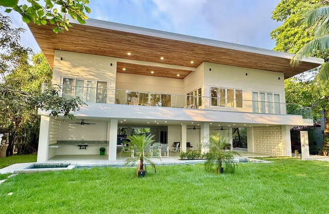 Beach Front Private Estate with Pool