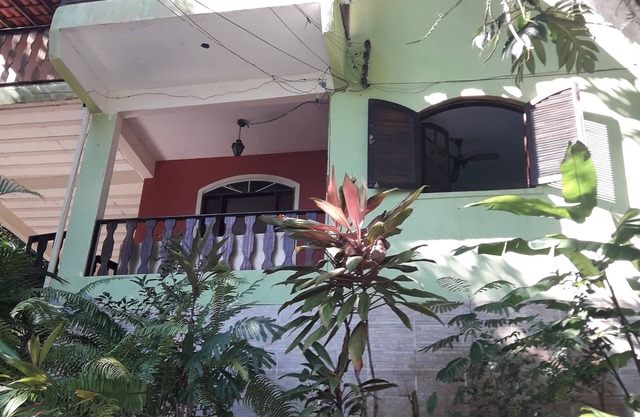 Beach House in Mangaratiba (in front of Praia da Ribeira) with 2 bedrooms