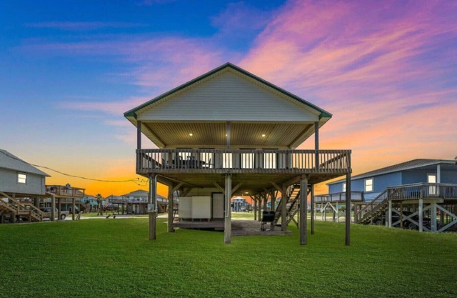 Beach House with Ocean Views, Deck & Firepit