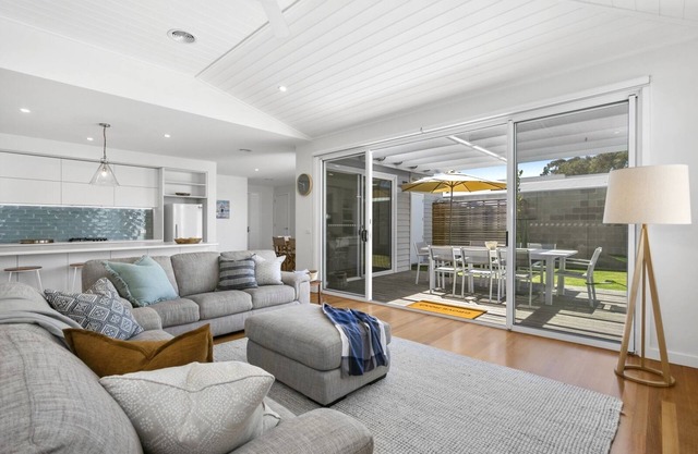Beach, River, Golf, Shops.all within easy reach!