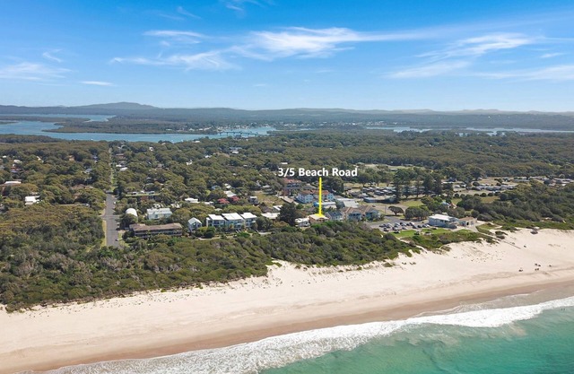 Beach Road Bliss in Hawks Nest