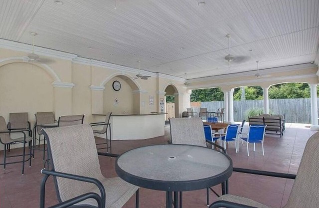 BEACH Townhouse - Swimming Pool, Casinos, Gated Keesler