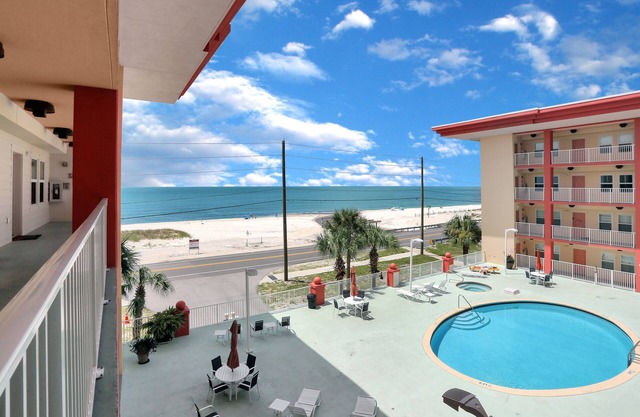 Beach Views, Comm Pool & Fitness Room ~ Paradise Shores 310