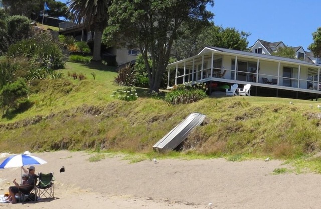 Beachfront Escape - Tapeka Beach Bach