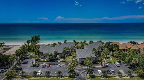 Beachfront Aldea 11