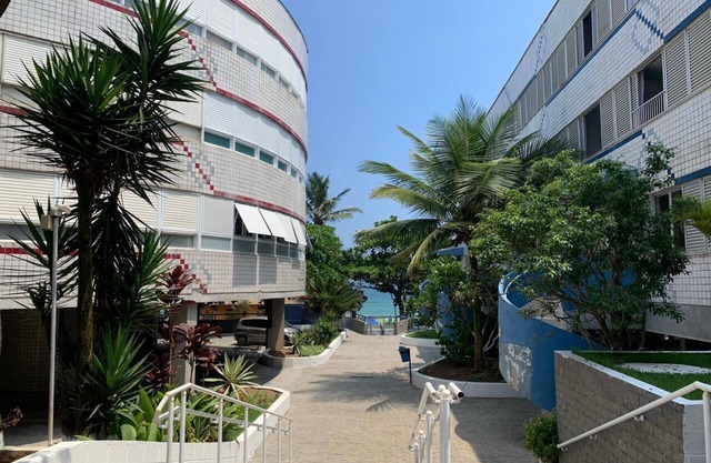 Beachfront Apartment - On the best beach in Guarujá