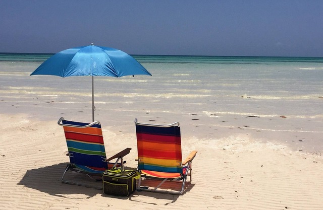 Beachfront condo directly on Grand Bahama's beautiful Coral Beach