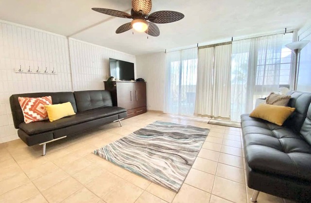 Beachfront Condo with Amazing Views