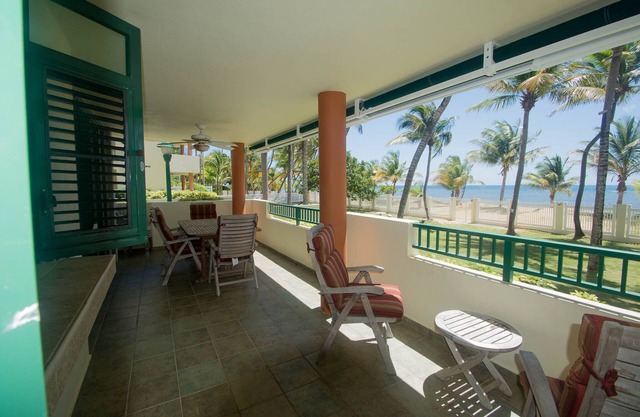 Beachfront-Level Private Oasis with Power Backup Generator and A/C for all Areas