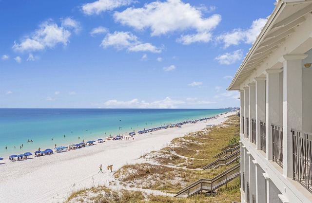 Beachfront Luxury | Remodeled | Pools | Beach Gear | 3 Patios | Beach Service