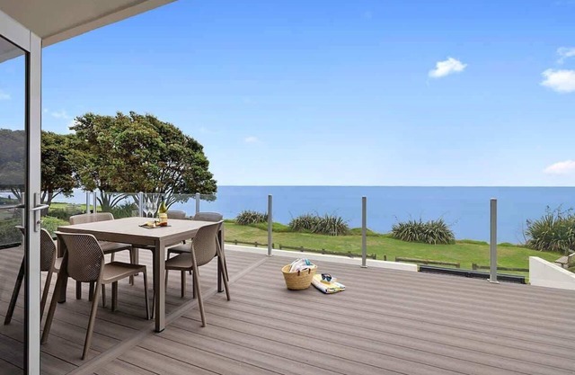 Beachfront Modern House with Sea Views