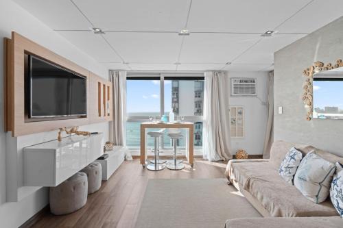 Beachfront Oceanview Wifi Self Check in