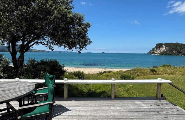 Beachfront property, Mercury Bay