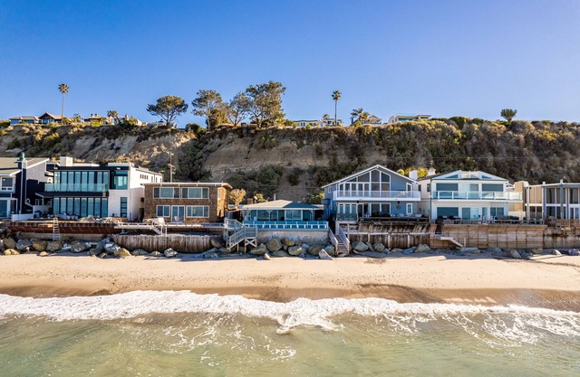 Beachfront Seas The Day Beach House in Dana Point, CA
