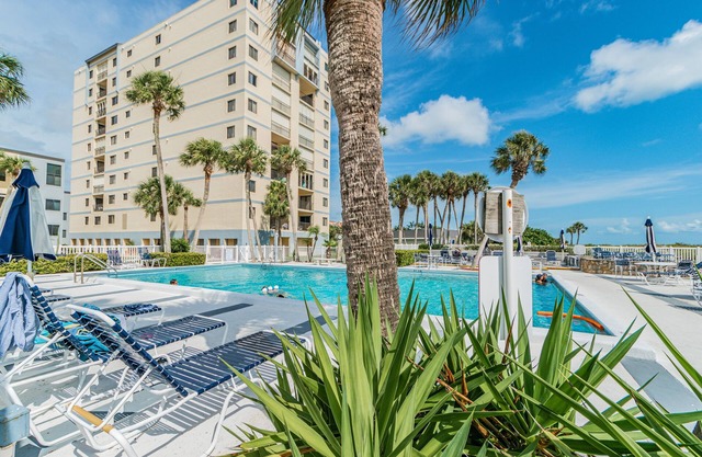 Beachfront Venice Island Condo