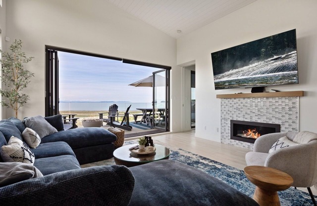 Beachfront Villa #14 at THE BEACH HOUSE
