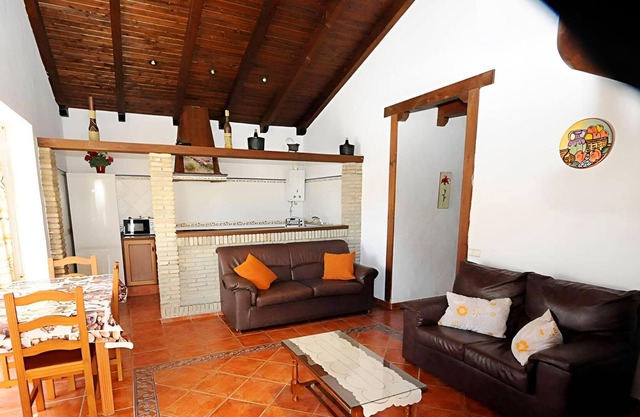 Beachside vila only for families and couples