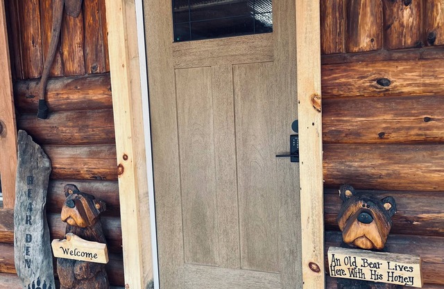 Bear Den Log Cabin