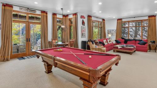 Bearberry Lodge