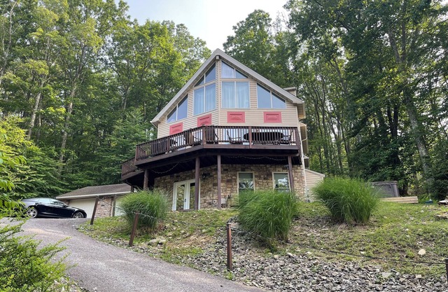 Bearly Believable By The Lake & WISP hot-tub/pets