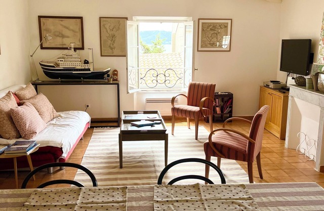 Beau T5 au Mourillon, quiet, 100m from the beaches.