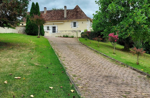Beautiful Perigourdine near Bergerac, a breath of fresh air in the forest.