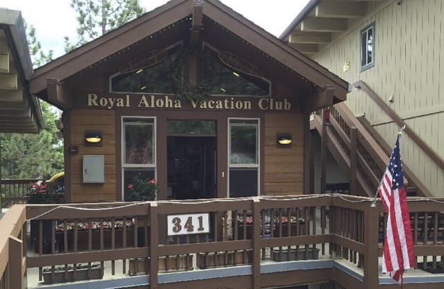 Beautiful 1 bedroom unit at resort, sleeps 4