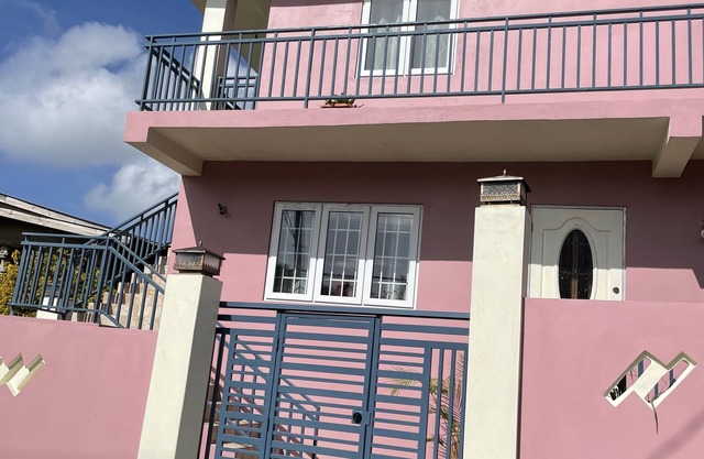 Beautiful 1and 2 Bed Apartment in Scarborough