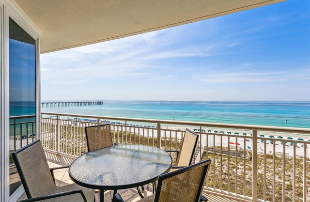 Beautiful 2-bed, 2-bath Gulf front condo -The Pearl of Navarre #504!