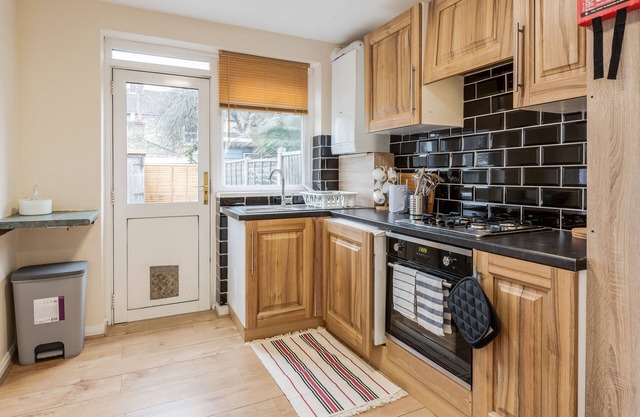 Beautiful 2-bed House in Quiet Cul-de-sac
