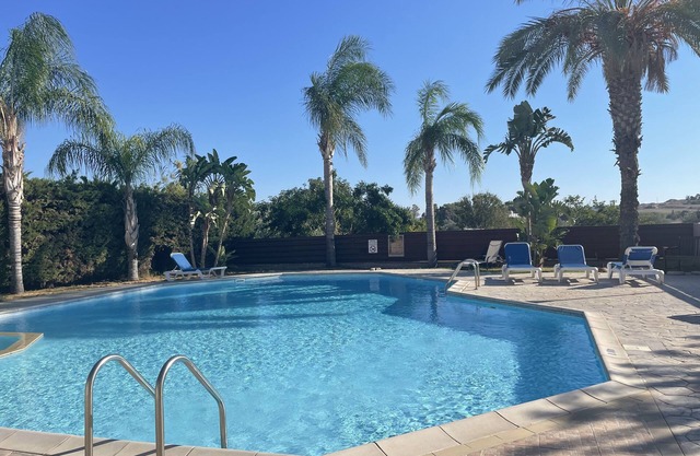 Beautiful 2 bedroom apartment with attractive views