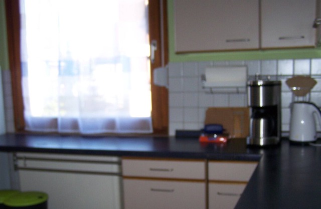 Beautiful 3 bedroom apartment with balcony and bathroom with window incl. Parking Space