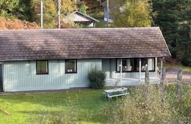 Beautiful 4 star, 3 bedroom chalet with mountain views