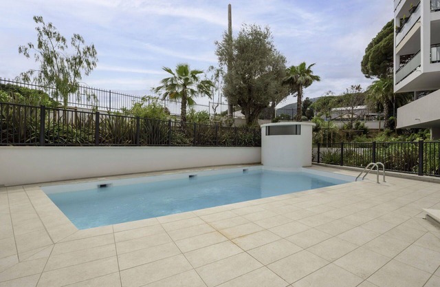 Beautiful apartment for 4 guests with pool, A/C, WIFI, TV, terrace, pets allowed and panoramic v.