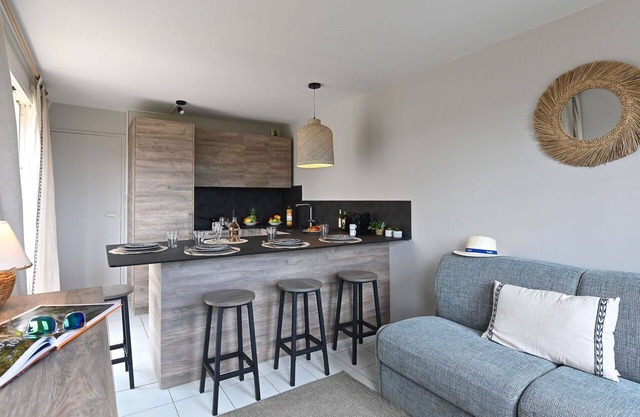 Beautiful apartment for 4 people with WIFI, pool, A/C, TV and terrace