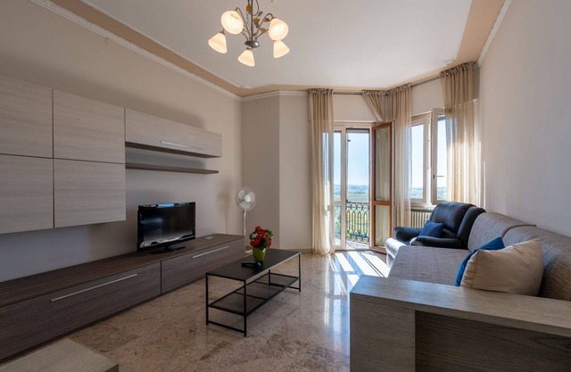 Beautiful apartment for 4 people with A/C, WIFI, balcony and panoramic view