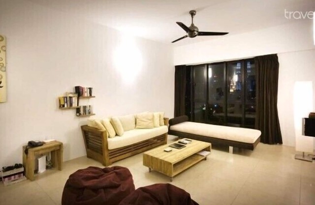 Beautiful apartment with stunning city views, perfect for families/groups