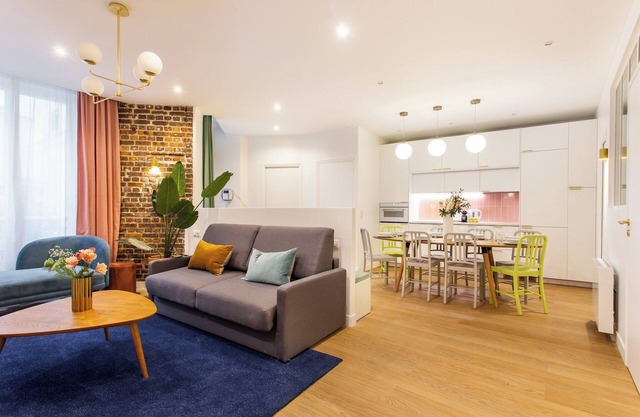 Beautiful apartment - 4BR/10P - Rue des Martyrs
