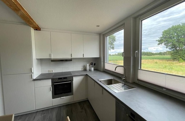 Beautiful Apartment 'Auf Dem Land' with Private Garden and Wi-Fi