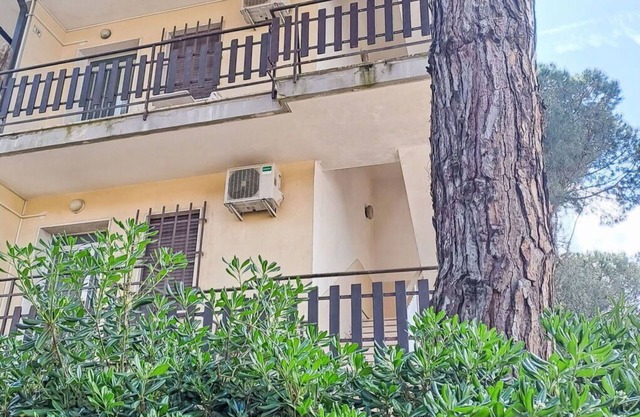 Beautiful apartment for 5 guests with A/C, terrace, pets allowed and parking