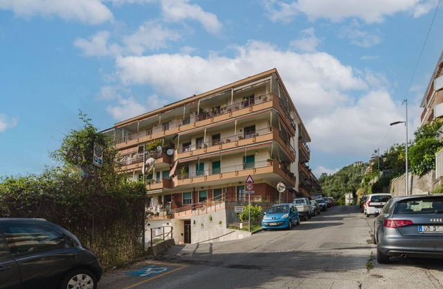 Beautiful apartment for 4 people with balcony and parking