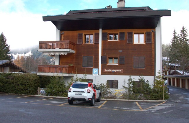 Beautiful apartment for 2 guests with WIFI, TV, balcony and pets allowed