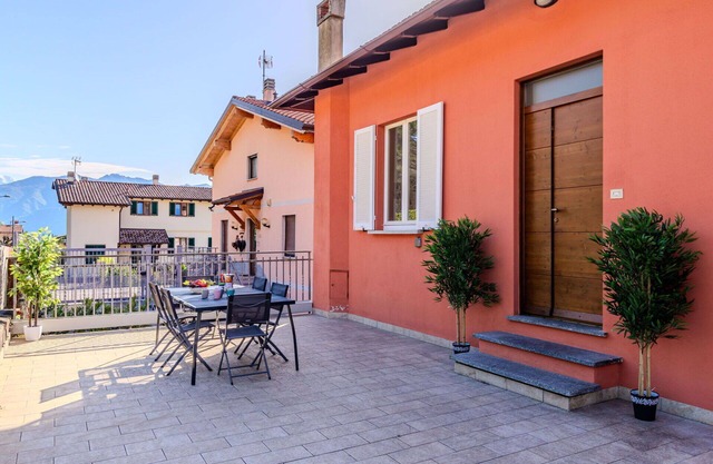 Beautiful apartment for 6 people with WIFI, TV and terrace