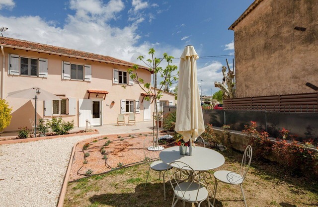 Beautiful apartment for 4 people with A/C, WIFI, TV and terrace