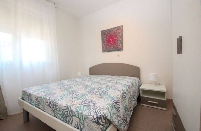 Beautiful apartment in villa for 4 guests with A/C, WIFI, TV, terrace, pets allowed and parking