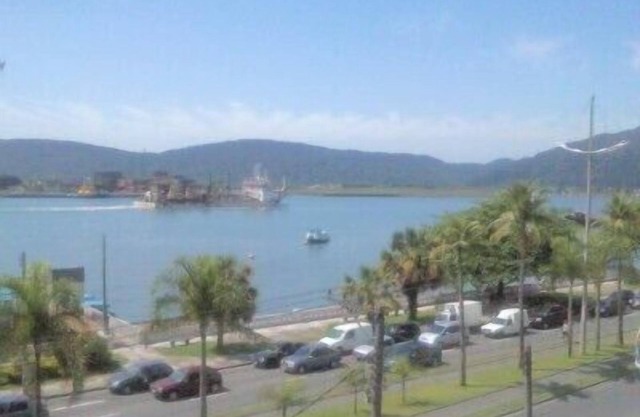 Beautiful apartment in Santos, in Ponta da Praia (channel 6, near Guarujá) 100m from the beach.