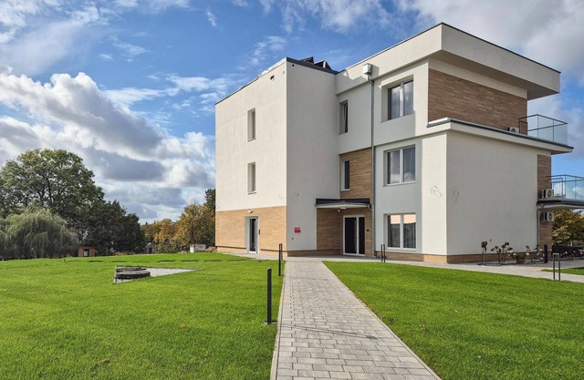 Beautiful apartment in Insko with sauna